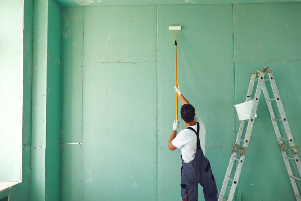 Garage Floor Epoxy Painting in Emerald Lake Hills, CA